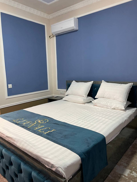 LIANALI Hotel