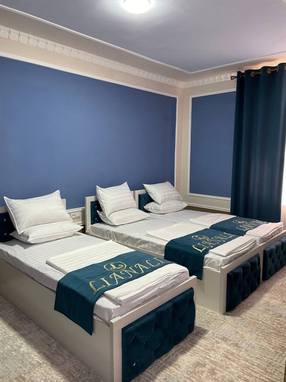 LIANALI Hotel