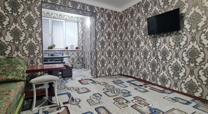 Трехместный номер с балконом