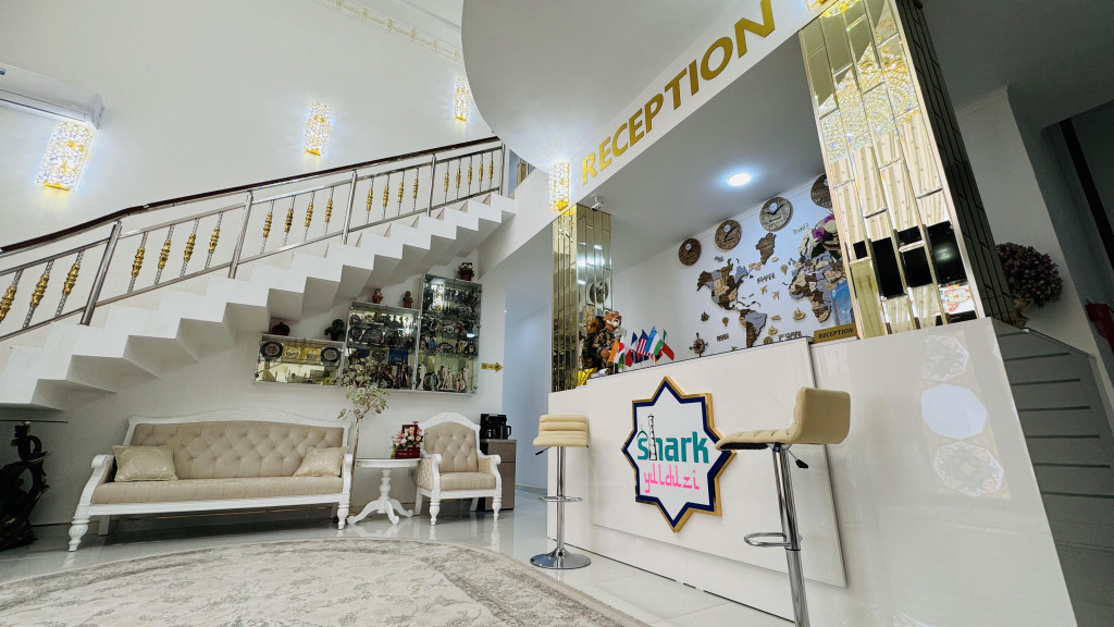 Sharq Yulduzi Hotel
