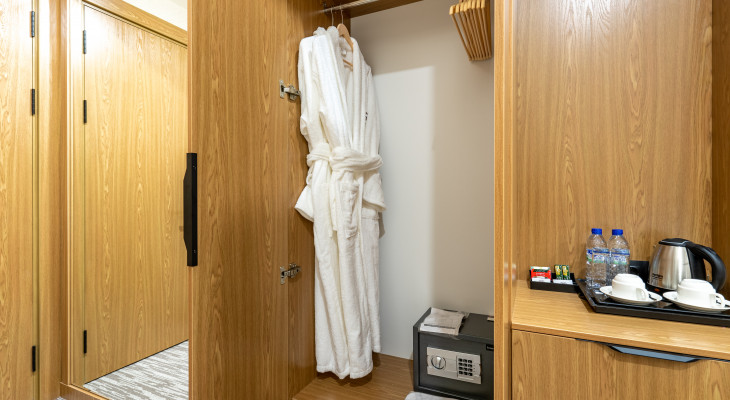 Deluxe Single Room
