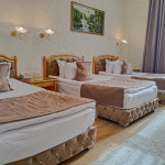 Трехместный номер (с тремя раздельными кроватями)