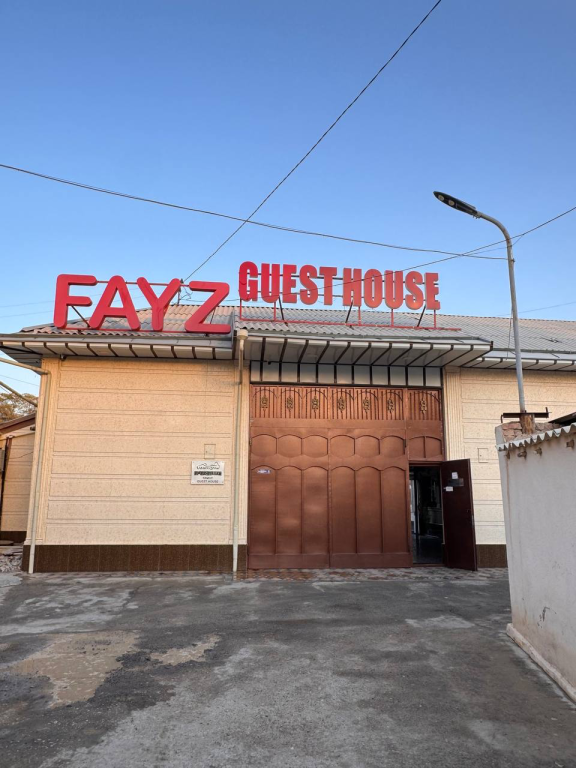 Fayz Tillo Family Guest House