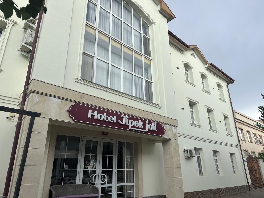 Jipek Joli Hotel