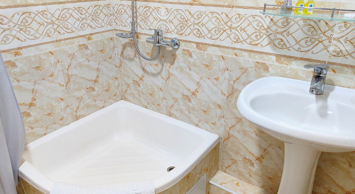 Comfort Triple Room with shower