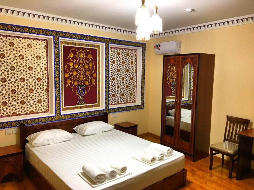 OLD HOUSE Hotel