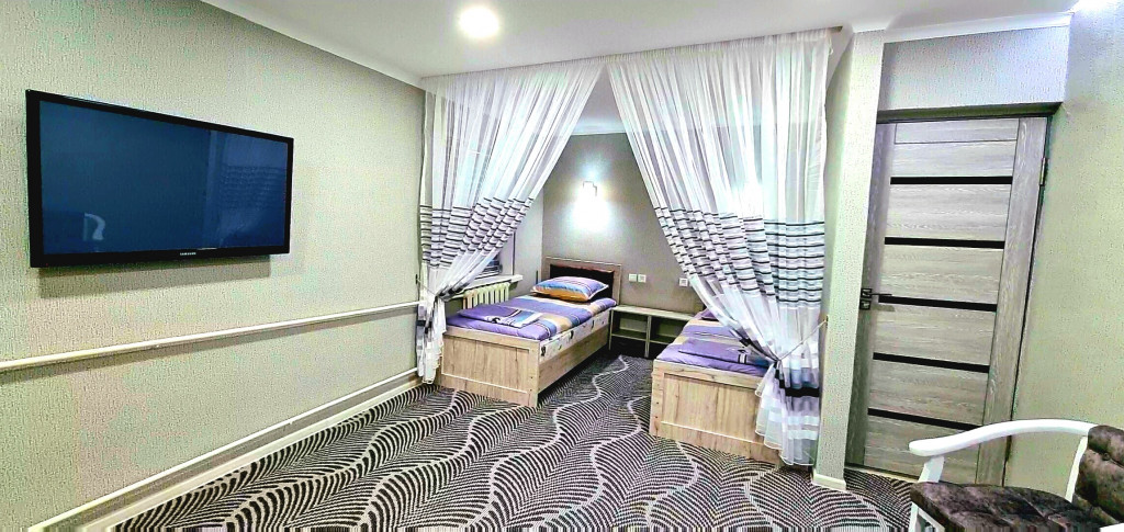Status Guest house