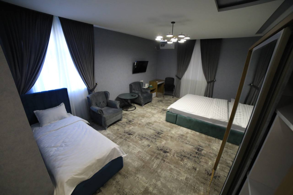 Emery Hotel
