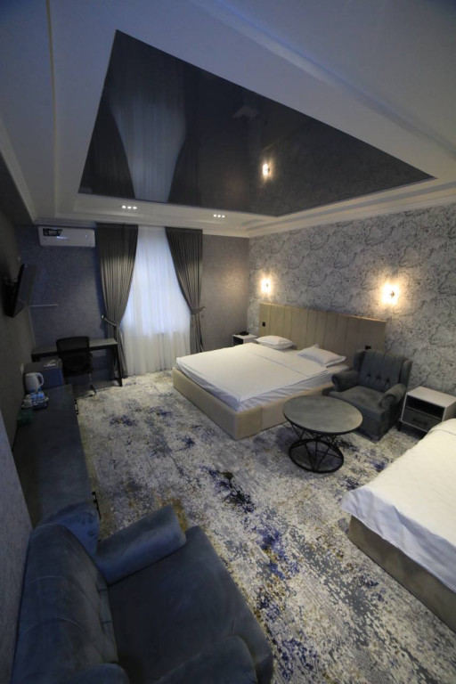 Emery Hotel